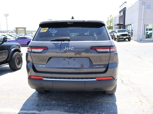 Used 2023 Jeep Grand Cherokee L Limited w/ Luxury Tech Group II AWD/4WD image 18