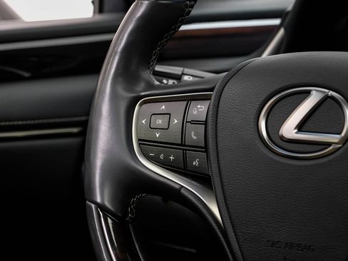 Used 2019 Lexus ES 350 w/ Premium Package image 15