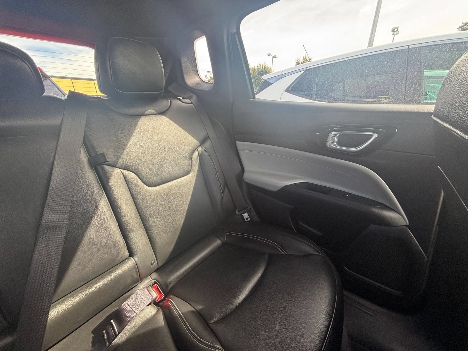 Used 2025 Jeep Compass Limited AWD/4WD image 35