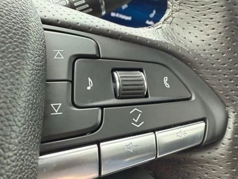 Used 2024 Cadillac XT4 Sport image 50