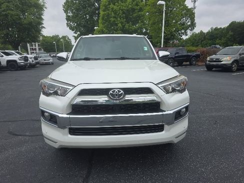 Used 2014 Toyota 4Runner Limited AWD/4WD image 2