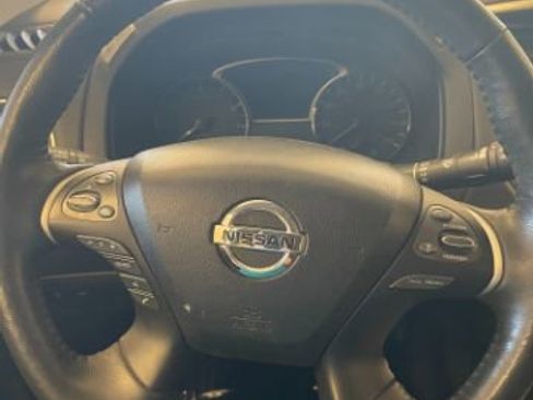 Used 2020 Nissan Pathfinder SL FWD image 27