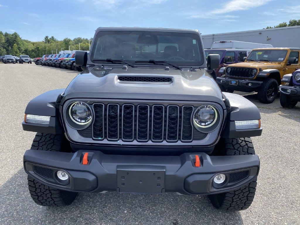 Certified 2026 Jeep Gladiator Mojave AWD/4WD image 9