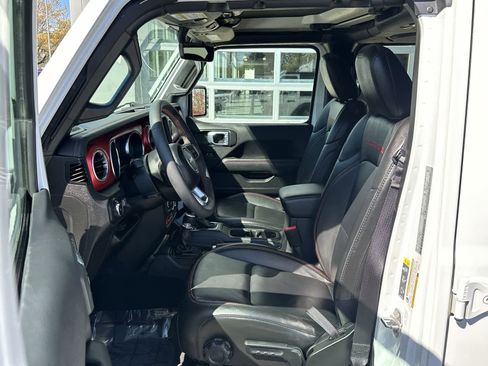 Certified 2023 Jeep Wrangler Unlimited Rubicon w/ Cold Weather Group AWD/4WD image 12