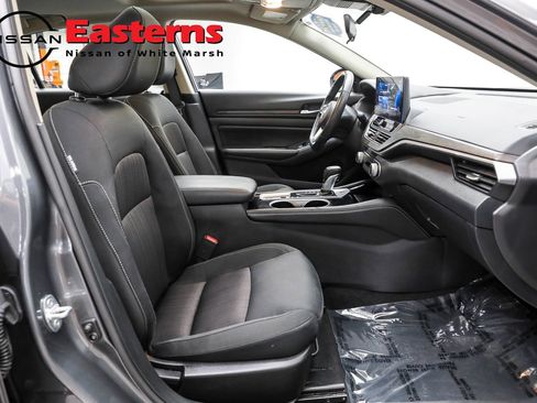 Used 2024 Nissan Altima 2.5 SV w/ SV Premium Package AWD/4WD image 23