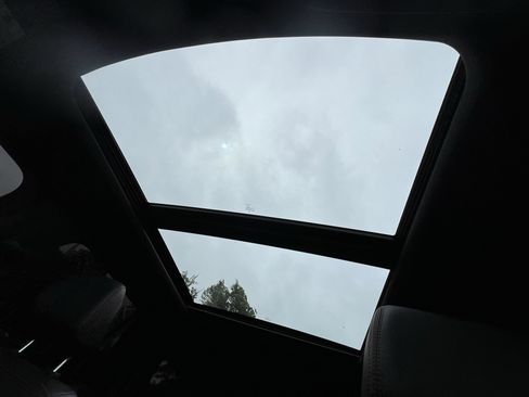 Used 2024 Ford Expedition Limited AWD/4WD image 29