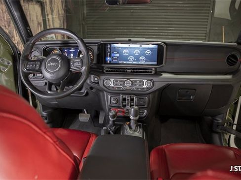 Used 2024 Jeep Wrangler Unlimited Rubicon 392 image 5