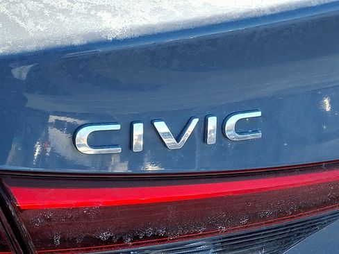 Used 2023 Honda Civic EX image 10