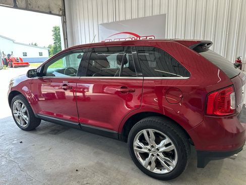Used 2014 Ford Edge Limited w/ Equipment Group 301A FWD image 3