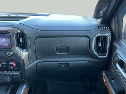 Used 2021 Chevrolet Silverado 1500 High Country w/ Z71 Off-Road Package image 24