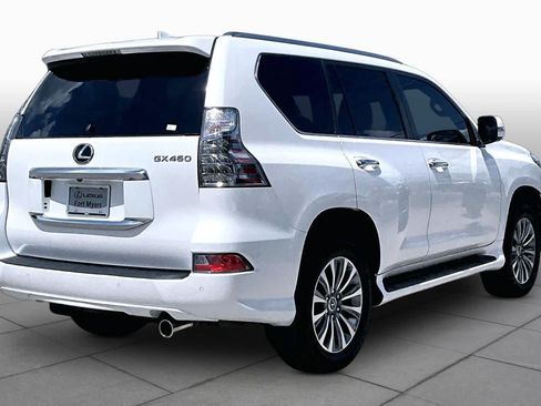 Used 2020 Lexus GX 460 Luxury w/ Accessory Package AWD/4WD image 13