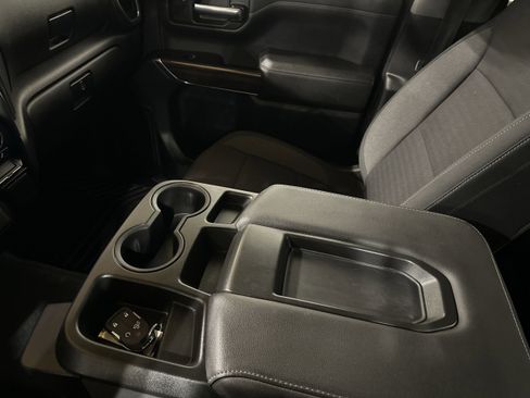 Used 2020 Chevrolet Silverado 1500 LT w/ All-Star Edition image 19