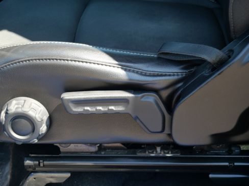 Used 2021 Jeep Gladiator Sport AWD/4WD image 16