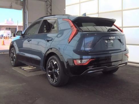 Used 2023 Kia Niro Wind FWD image 3