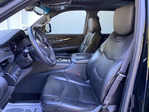 Used 2016 Cadillac Escalade Platinum AWD/4WD image 16