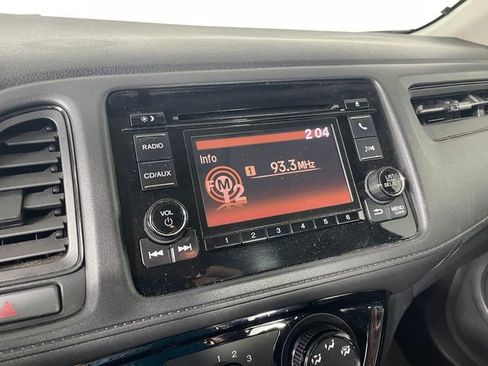 Certified 2018 Honda HR-V LX image 7