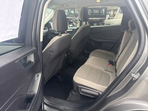 Used 2022 Ford Escape SE w/ Convenience Package AWD/4WD image 16
