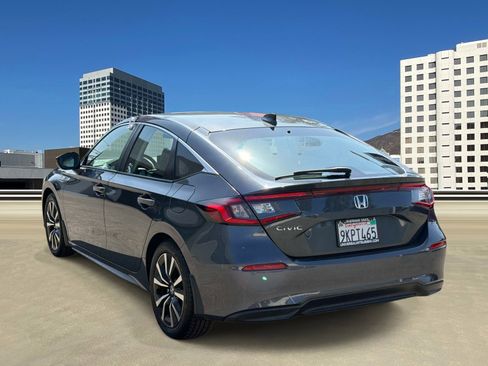 Used 2024 Honda Civic EX-L image 4