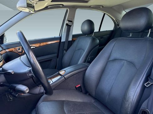 Used 2003 Mercedes-Benz E 500 Sedan image 5
