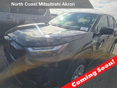 Used 2024 Toyota RAV4 LE image 1