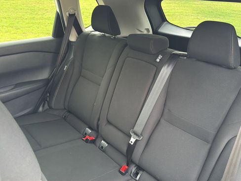 Used 2024 Nissan Rogue S FWD image 29