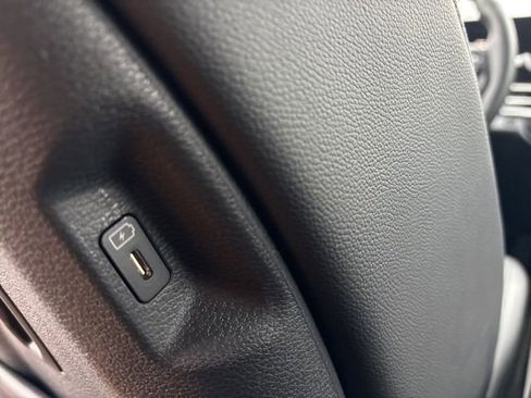 Used 2026 Kia Sportage EX w/ EX Panorama Roof Package image 32