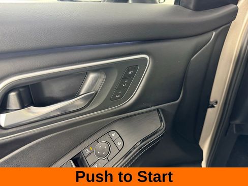 Used 2025 Nissan Rogue Platinum AWD/4WD image 11