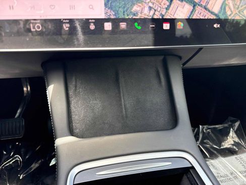 Used 2023 Tesla Model Y Long Range AWD/4WD image 19