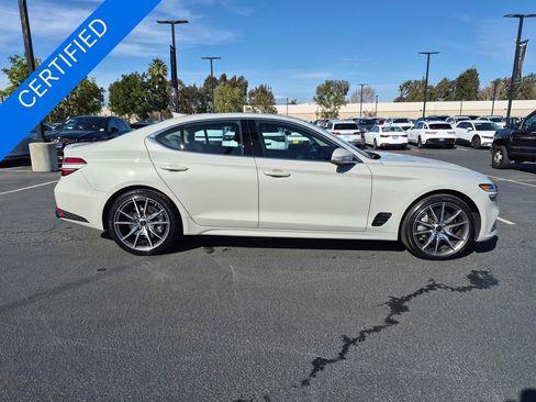 Used 2026 Genesis G70 2.5T Prestige image 8