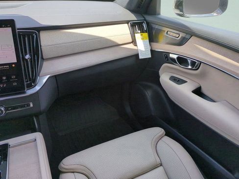 New 2026 Volvo XC90 B6 Ultra w/ Lounge Package AWD/4WD image 14