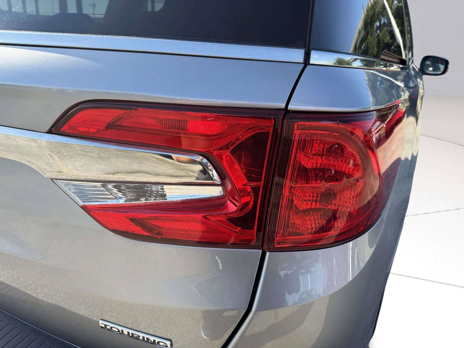 Used 2019 Honda Odyssey Touring image 17