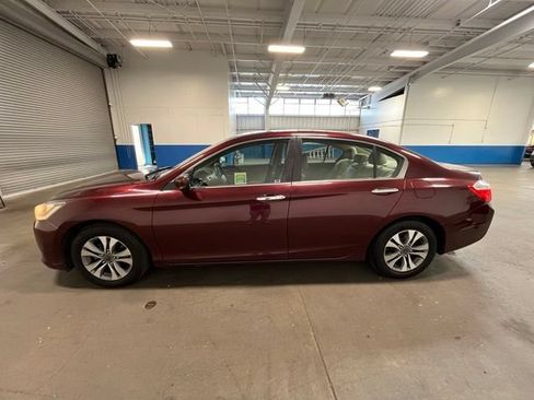 Used 2014 Honda Accord LX image 6