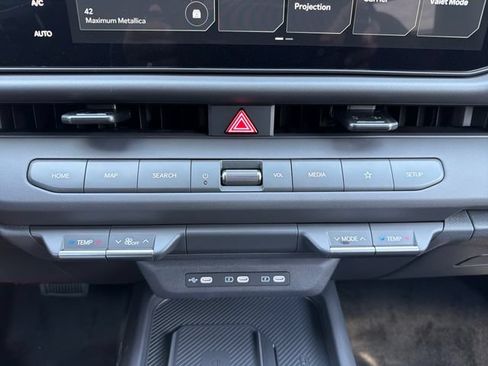 New 2027 Kia Seltos X-Line S w/ X-Line S Premium Package AWD/4WD image 14