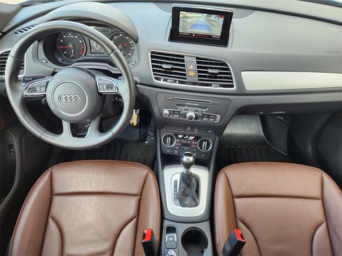 Used 2018 Audi Q3 2.0T Premium image 25