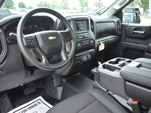 New 2026 Chevrolet Silverado 1500 W/T w/ WT Value Package image 17