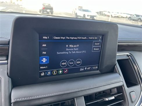 Used 2023 Chevrolet Suburban LS image 12