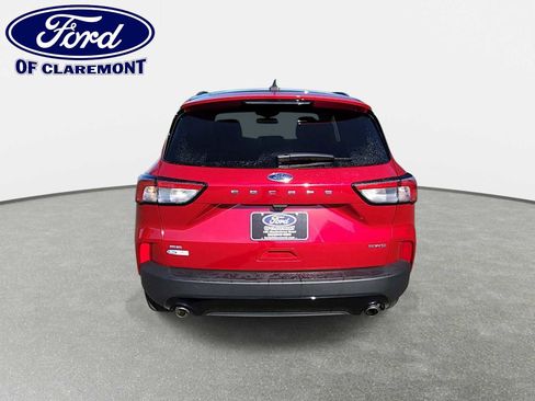 Used 2022 Ford Escape SE w/ SE Sport Appearance Package AWD/4WD image 7
