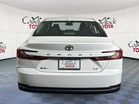 Used 2025 Toyota Camry LE image 6
