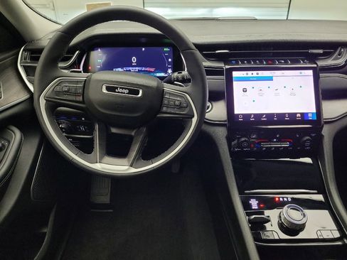 Used 2023 Jeep Grand Cherokee 4WD 4xe image 22