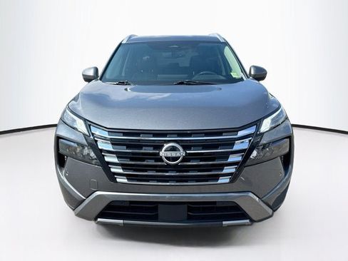 Used 2026 Nissan Rogue SL AWD/4WD image 2