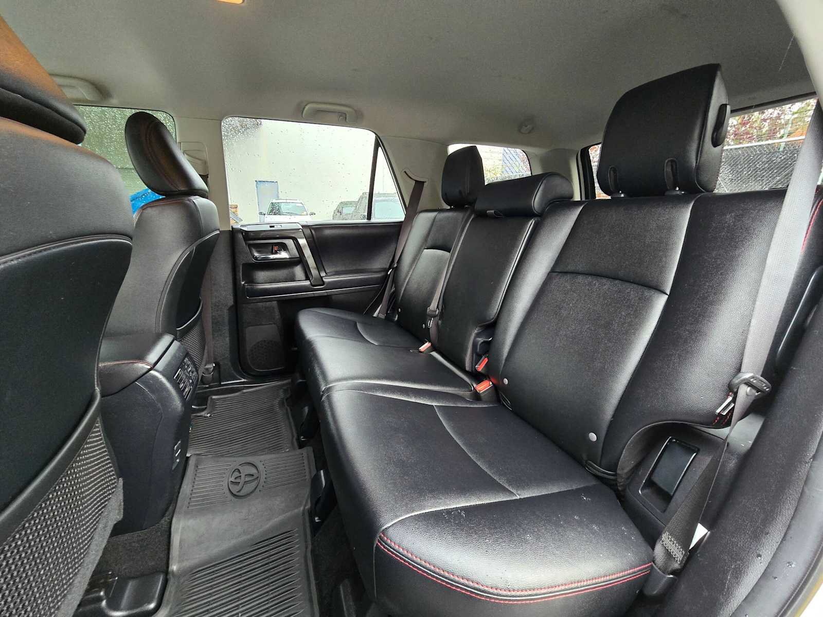 Used 2019 Toyota 4Runner TRD Off-Road Premium AWD/4WD image 17