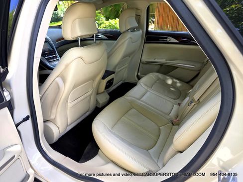 Used 2014 Lincoln MKZ Hybrid w/ Equipment Group 202A Reserve FWD image 4