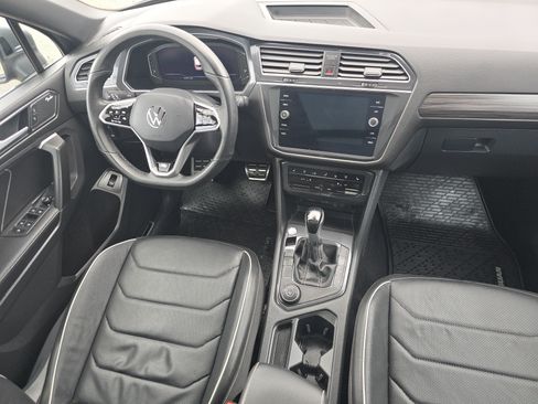 Certified 2024 Volkswagen Tiguan SEL R-Line AWD/4WD image 21
