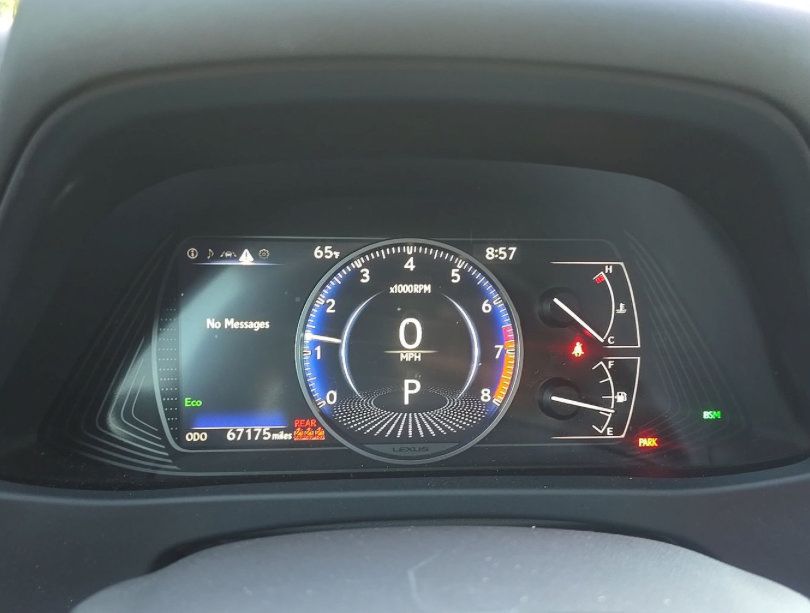 Used 2022 Lexus UX 200 w/ Premium Package FWD image 2