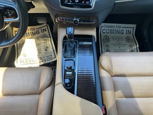 Used 2017 Volvo XC90 T6 Momentum w/ Vision Package AWD/4WD image 28