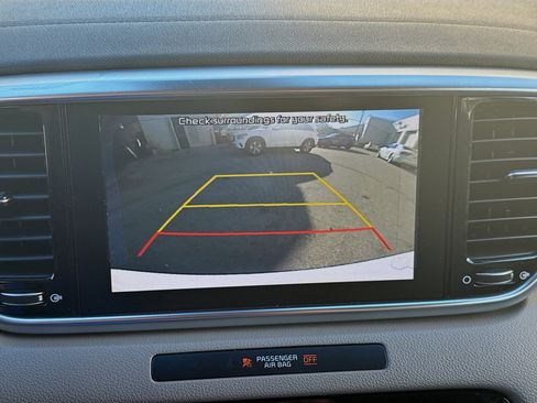 Used 2021 Kia Sportage EX image 13