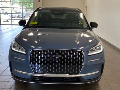 New 2025 Lincoln Corsair Reserve w/ Equipment Group 202A image 3