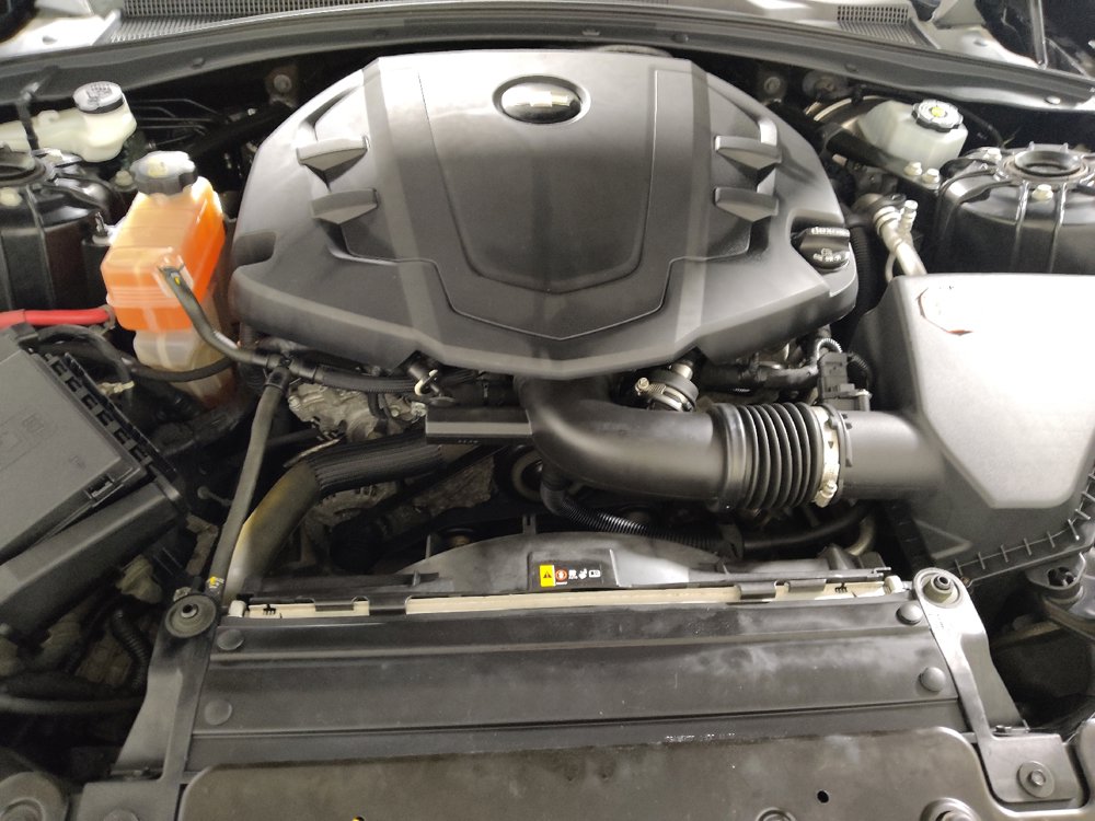 Used 2020 Chevrolet Camaro LT RWD image 30