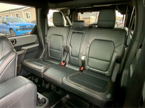 Used 2022 Ford Bronco Badlands image 26