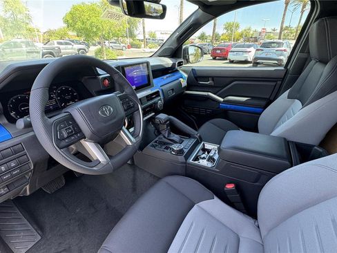 New 2025 Toyota Tacoma TRD Off-Road image 17
